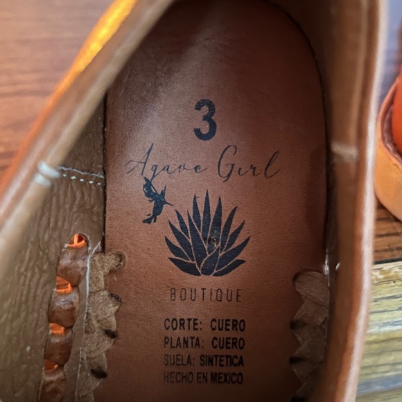 Agave Girl Boutique Handmade Mexican Shoes - Picture 6 of 7